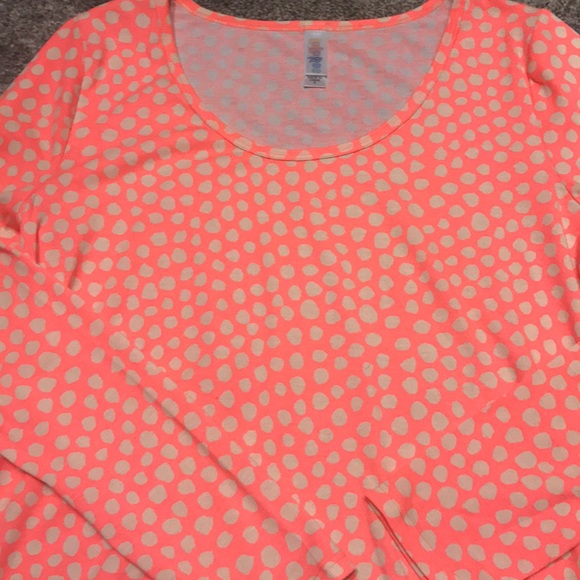 LuLaRoe Lynnae - Picture 2 of 2